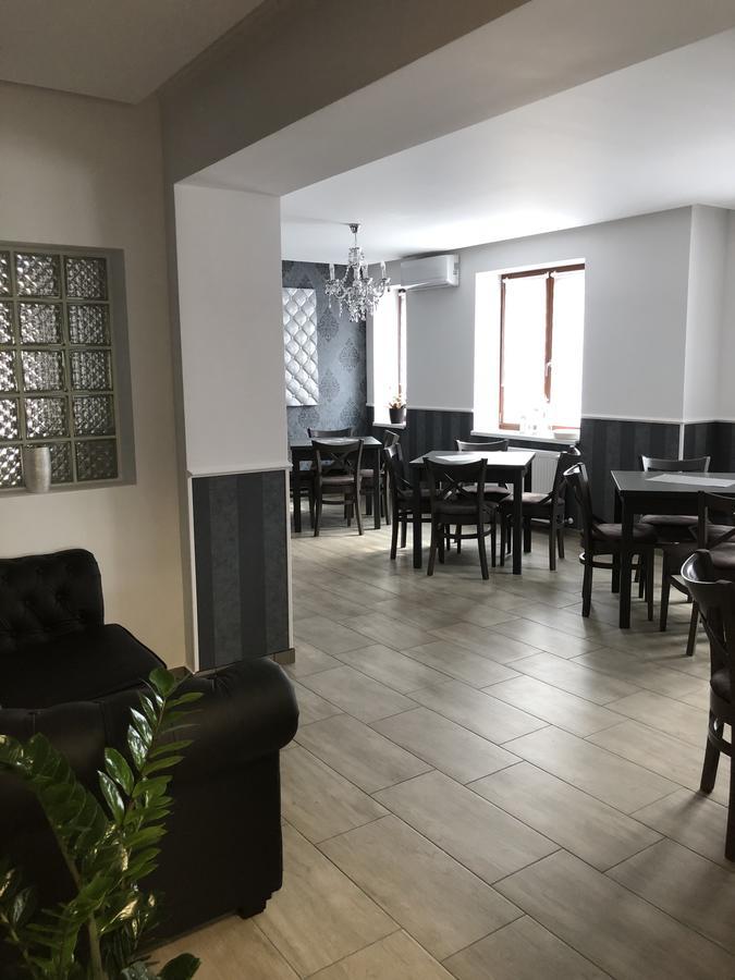 Tardosi Vendeghaz Hotel มิชโคลซ์ ภายนอก รูปภาพ